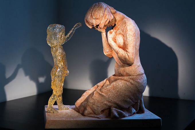 Pro-life sculpture, where post-abortive mother finds redemption